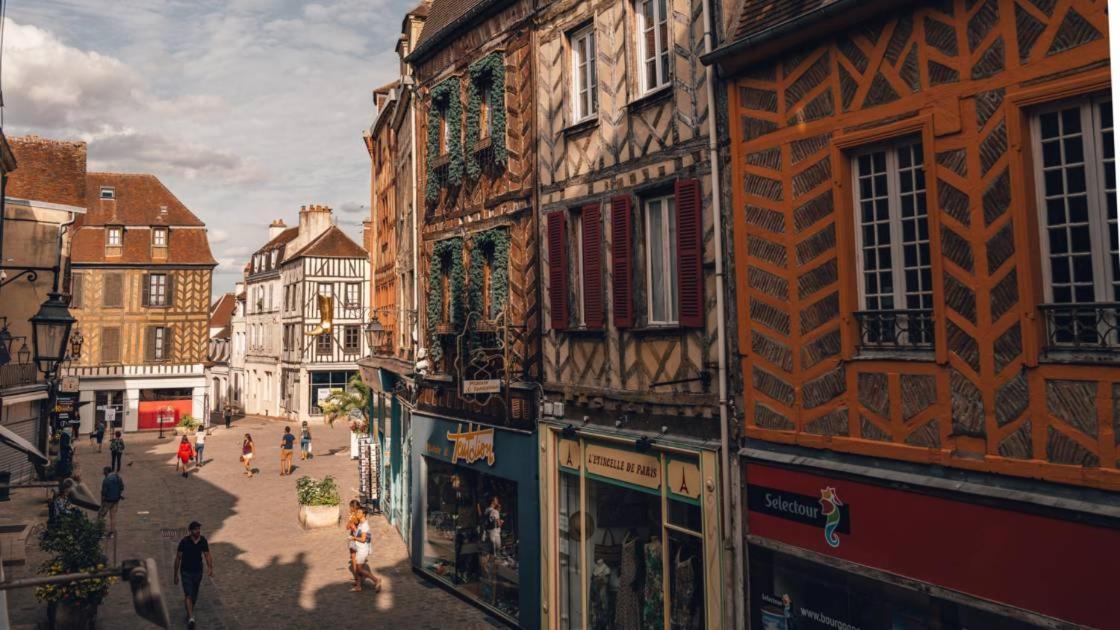 Appartamento Charme Plein Coeur Auxerre - Parking Prive Esterno foto